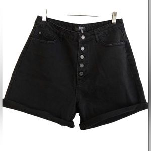 MISSGUIDED TALL DENIM SHORTS SIZE 8 NWT